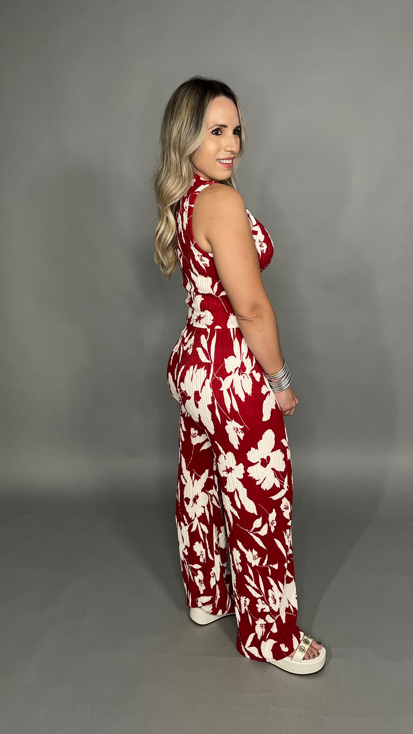 Red Floral Set