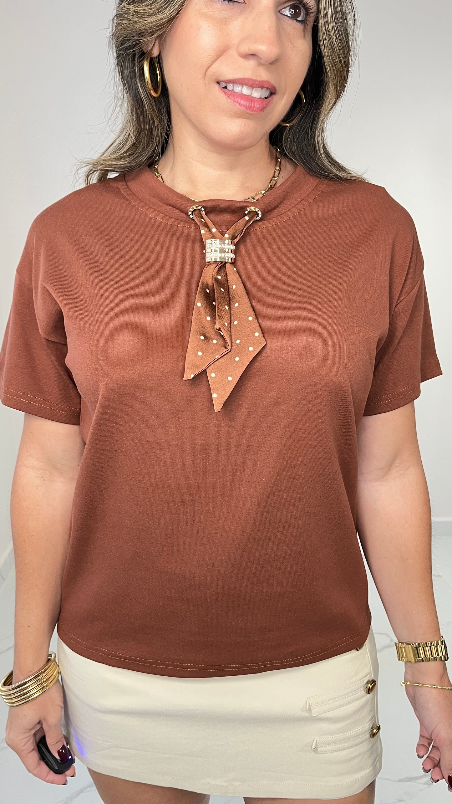 Detail Brown Tshirt