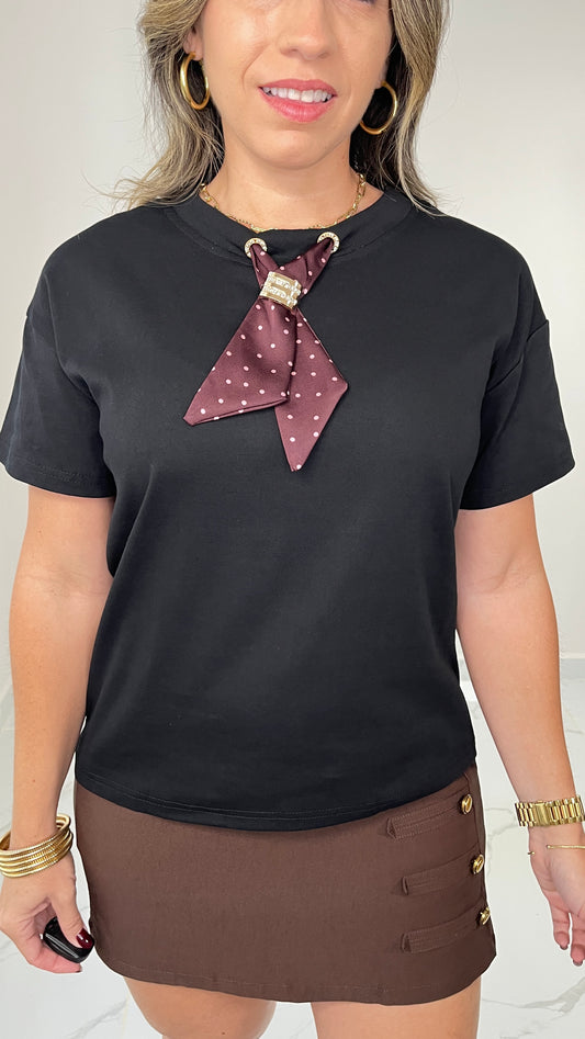 Detail Black T-shirt