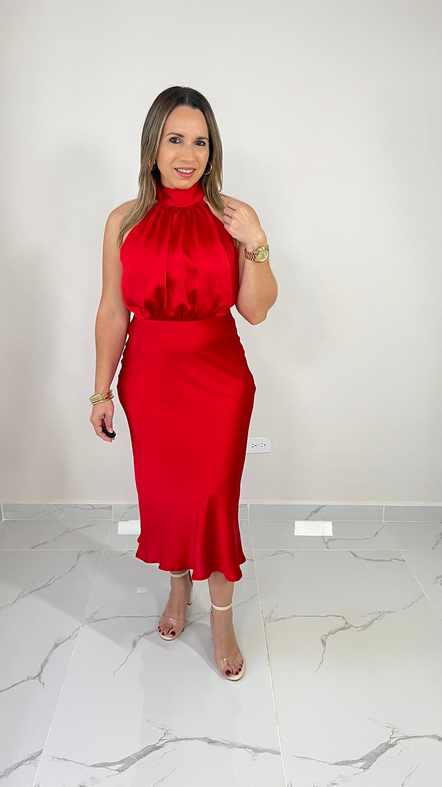 Red Satin Midi Dress ( leer descripción)