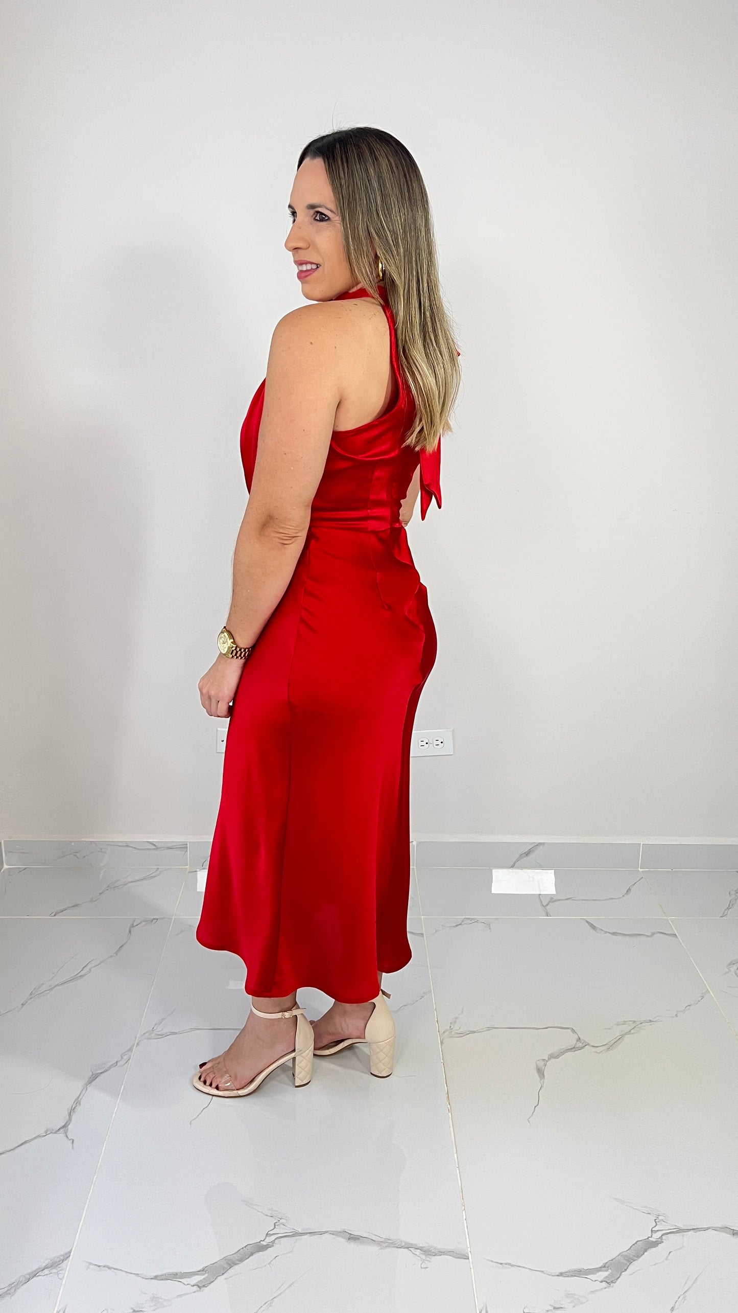 Red Satin Midi Dress ( leer descripción)