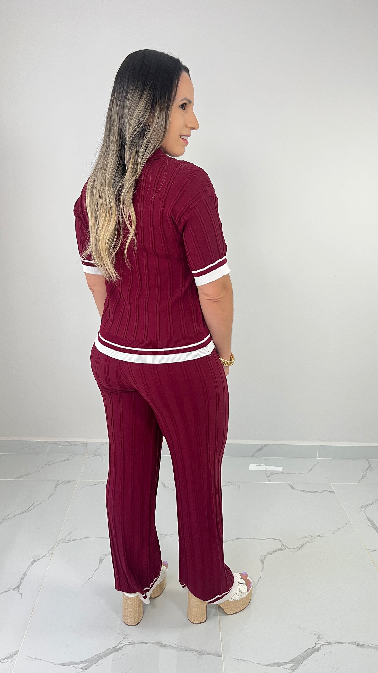 Wine and White Set