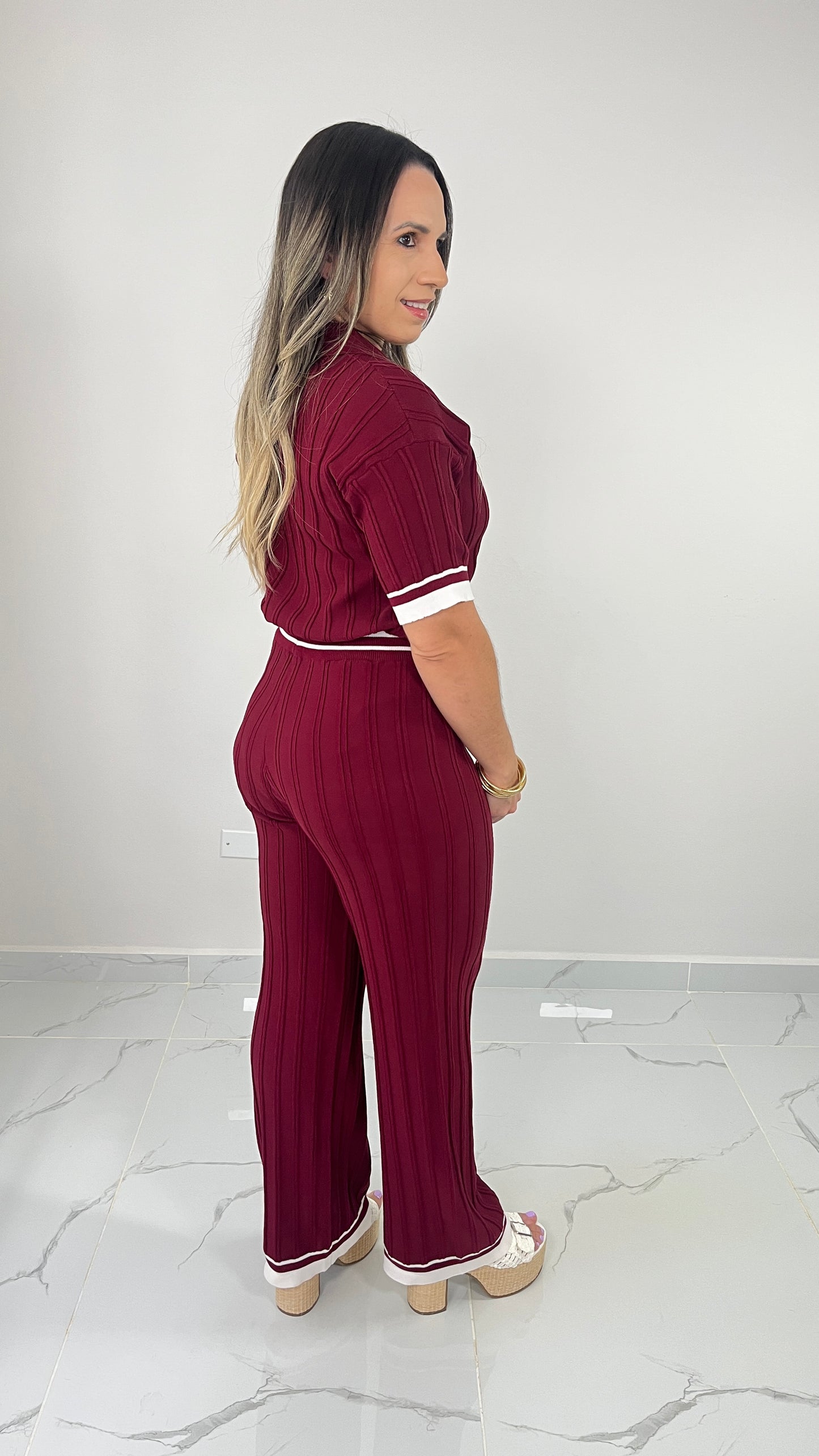 Wine and White Set