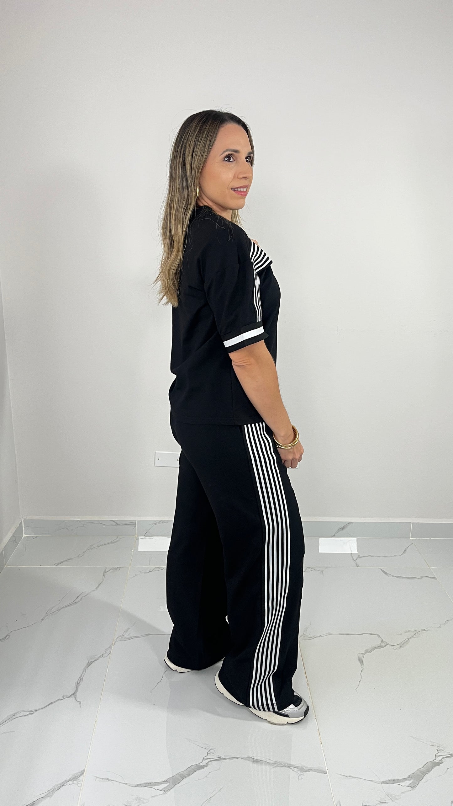 Black Set