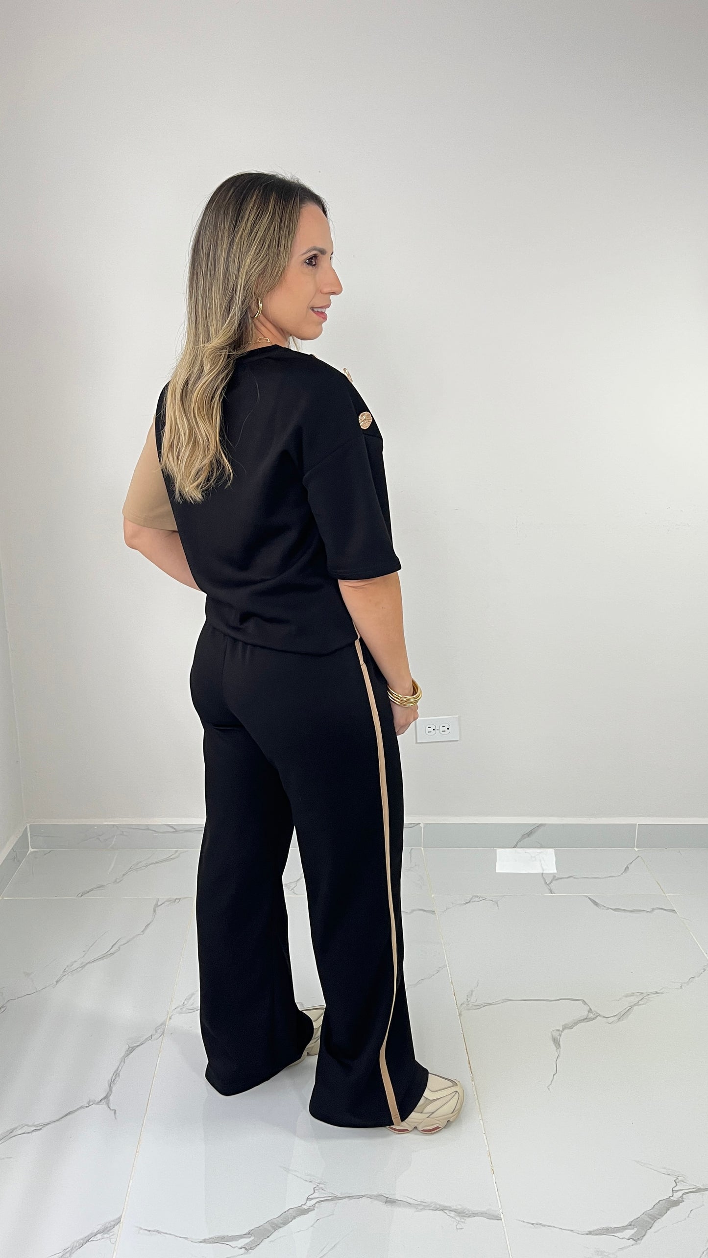 Black Set